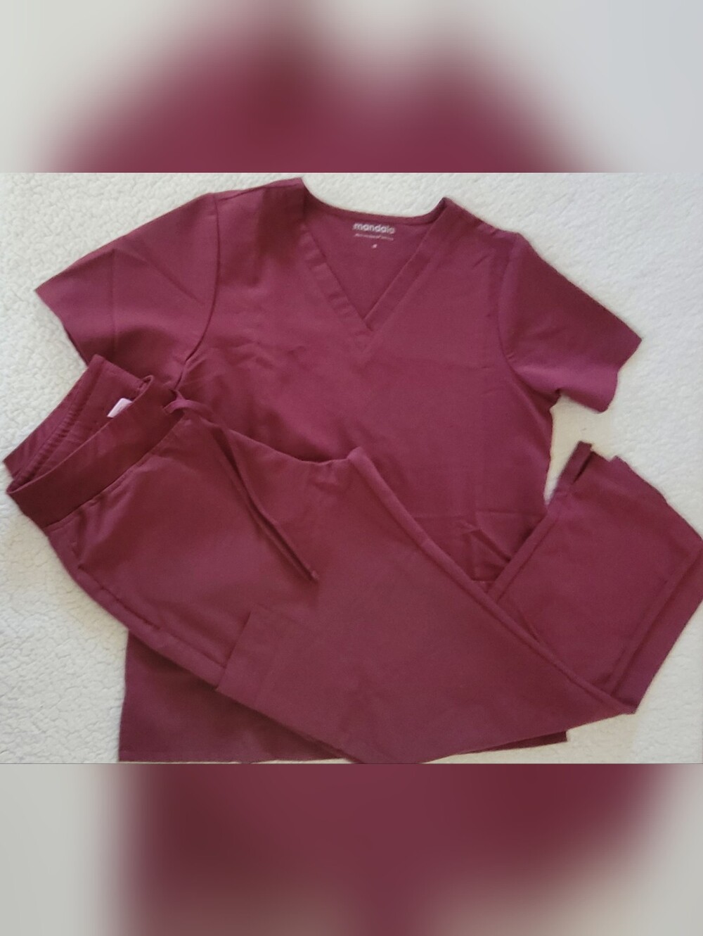 Mandala Scrub Set Women's V-Neck Scrub Top MED & Wide Leg Pants Sm In Raisin